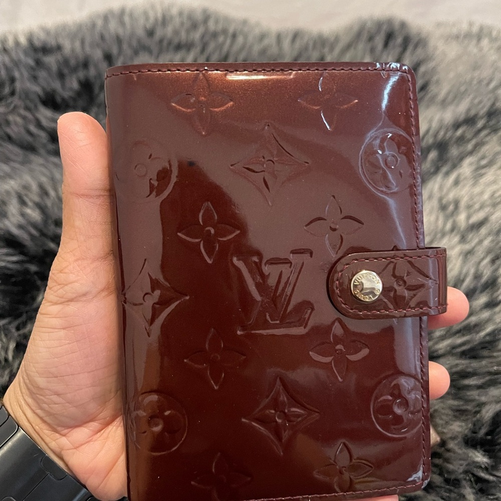 Louis Vuitton Vernis Agenda PM - Picture 8 of 10
